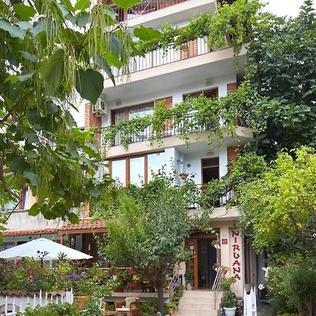 Nirvana Guest House Nesebar Exteriör bild