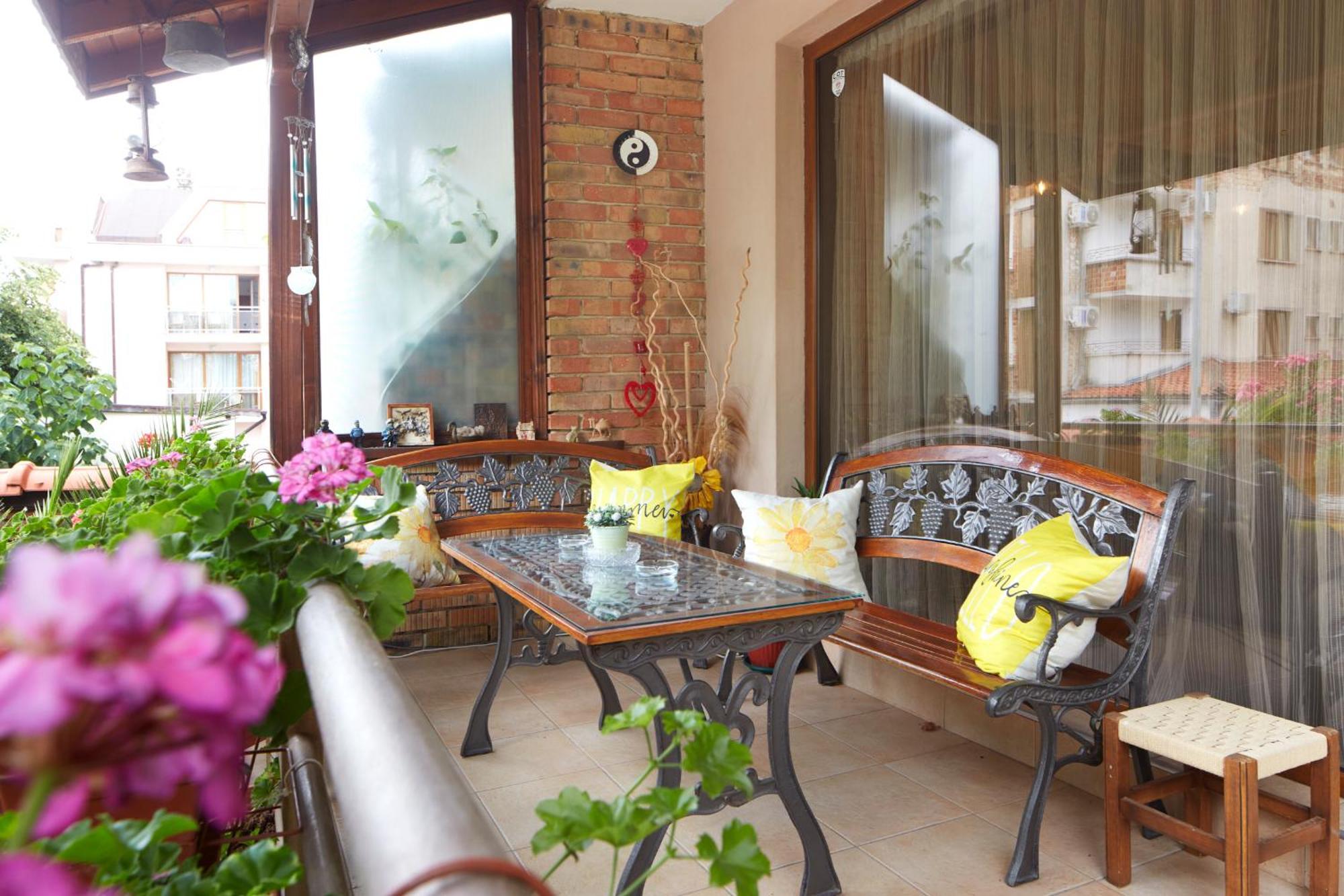 Nirvana Guest House Nesebar Exteriör bild