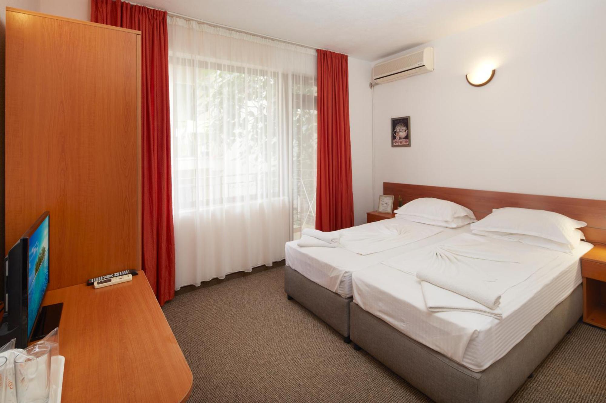 Nirvana Guest House Nesebar Exteriör bild